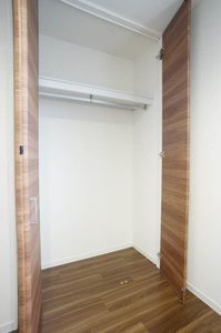アゼリアージュ 302号-7