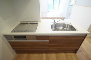 ヴィラ・ボヌール 203号-5