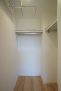 ヴィラ・ボヌール 204号-7