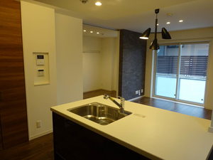 シーズンヒル 103号-3