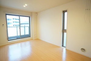 ル・ソレイユ・ルヴァン 301号-3