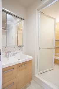 メゾン ド ラフィーネ 204号-3