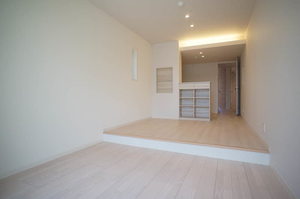 ゼブリナス元町 101号-2