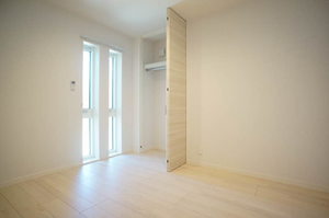 ゼブリナス元町 101号-9