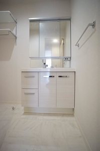 ゼブリナス元町 105号-9