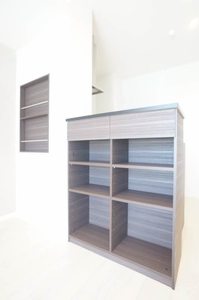 ゼブリナス元町 302号-12
