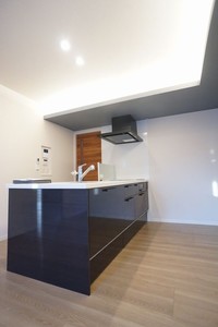 エム・フォレスタ 201号-3