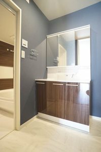 ｃｏｍｆａｒｍ　Ⅱ 303号-9