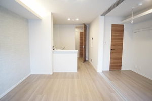 フォンターナ　鈴谷 103号-2