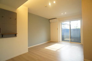 ヴィラ ロベリア 104号-2