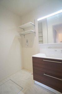 ヴィラ ロベリア 104号-7