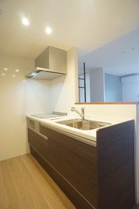 ヴィラ ロベリア 204号-9