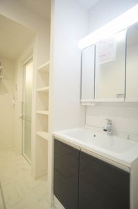 プライム戸田公園 102号-8