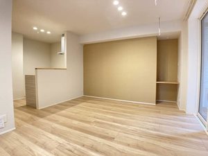 ベレオ　ヴィラ　リーブス東川口 101号-4