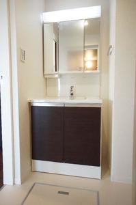 エペリ・メゾン 103号-8