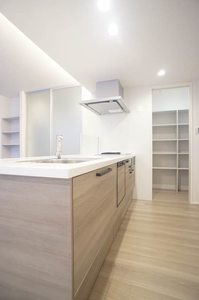 ヴィラ　グリナージュ 101号-4