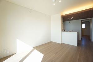 プリュネ 301号-8