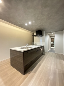 ウィズプラス浦和美園 ウエスト A棟 204号-3