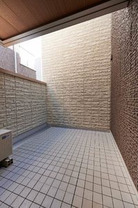 ウィズプラス浦和美園　ウエスト　Ａ棟 205号-6