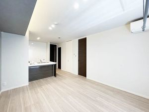 ウィズプラス浦和美園 ウエスト B棟 103号-4