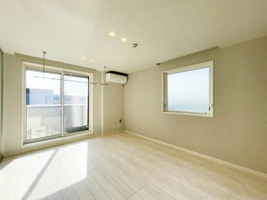 ウィズプラス浦和美園 ウエスト B棟 305号-5