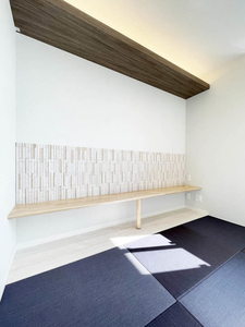 ウィズプラス浦和美園 ウエスト B棟 305号-7