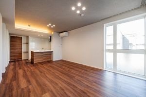 ウィズプラス浦和美園　ウエスト　Ｃ棟 204号-2