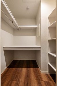 ウィズプラス浦和美園　ウエスト　Ｃ棟 204号-6