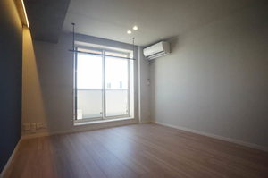 ウィズプラス浦和美園　ウエスト　Ｄ棟 304号-4