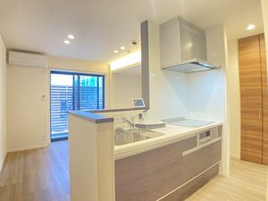 ラ・ファミーユ 101号-5