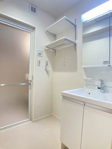 ラ・ファミーユ 302号-8