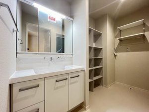 アーク・アムール　ヴィラ 301号-8