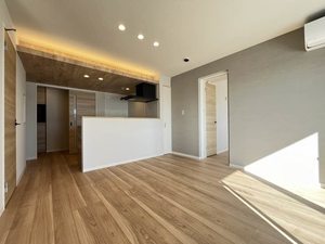 アーク・アムール　ヴィラ 303号-3