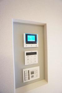 メゾン・フォンターナ 302号-4