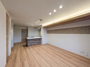 ウィズプラス浦和美園　イースト　Ｂ棟 103号-4