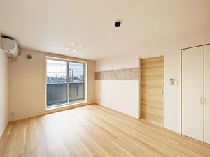 ヴィア・ステージ 302号-4