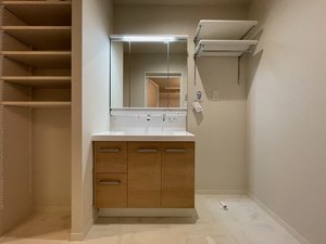 ソフィアルⅤ番館 302号-9