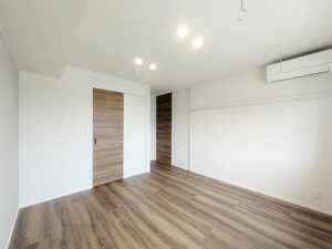 リヴァソーレ 305号-9