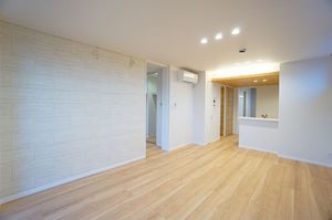 桜ヒルズ 202号-3