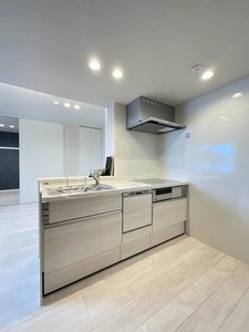 カムイ チセ 202号-4