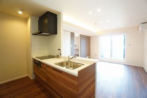 クアドリフォリオ浦和美園 303号-2