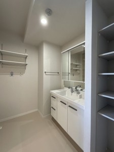 キャスティング 203号-5