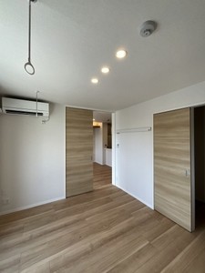 キャスティング 301号-5