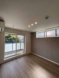 キャスティング 302号-5