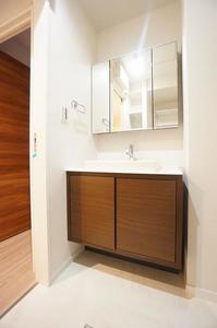 ポルト　ボヌール　浦和仲町 102号-8