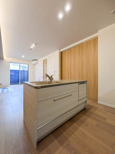 ロスマリーノ　東川口 101号-4