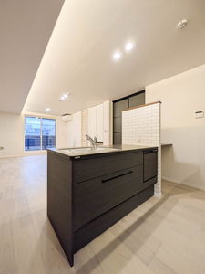 ロスマリーノ　東川口 202号-8