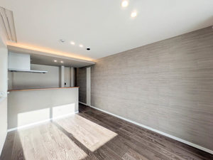 ロスマリーノ　東川口 305号-3