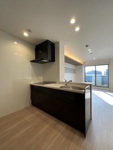 エル　アイランド 302号-4