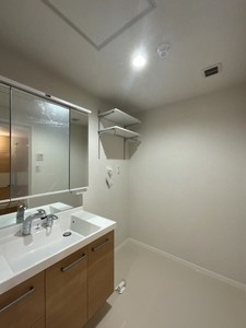 クオレール 201号-8